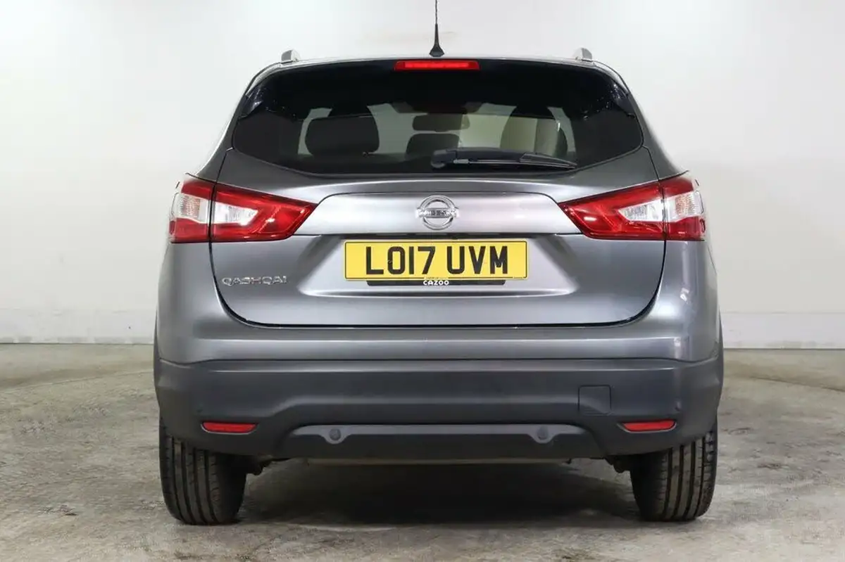 2017-nissan-qashqai-12-dig-t-tekna-xtronic-cvt-big-5
