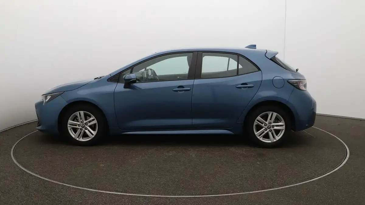 2022-toyota-corolla-18-vvt-i-icon-120bhp-trk-hatchback-5d-big-56