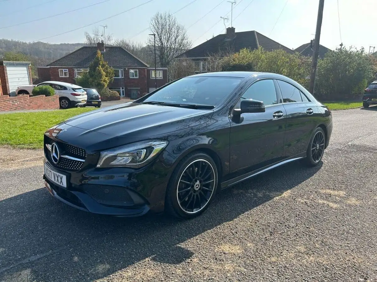 2017-mercedes-benz-cla-21d-cla-220-amg-line-coupe-4d-big-8