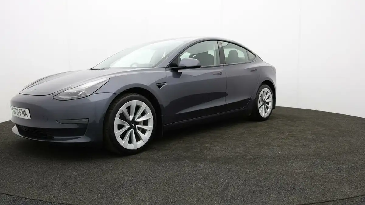 2021-tesla-model-3-e-long-range-4x4-big-53