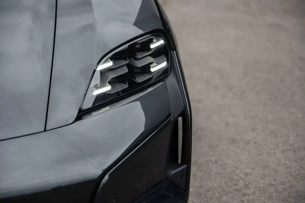 2024-porsche-taycan-e-turbo-sport-turismo-884ps-big-42