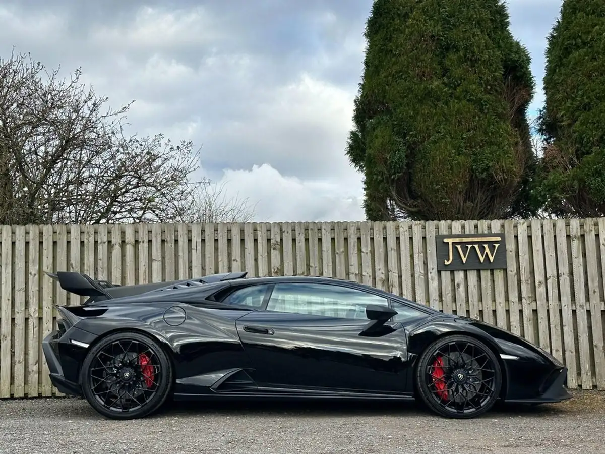 2022-lamborghini-huracan-52-evo-640ps-4wd-coupe-big-2