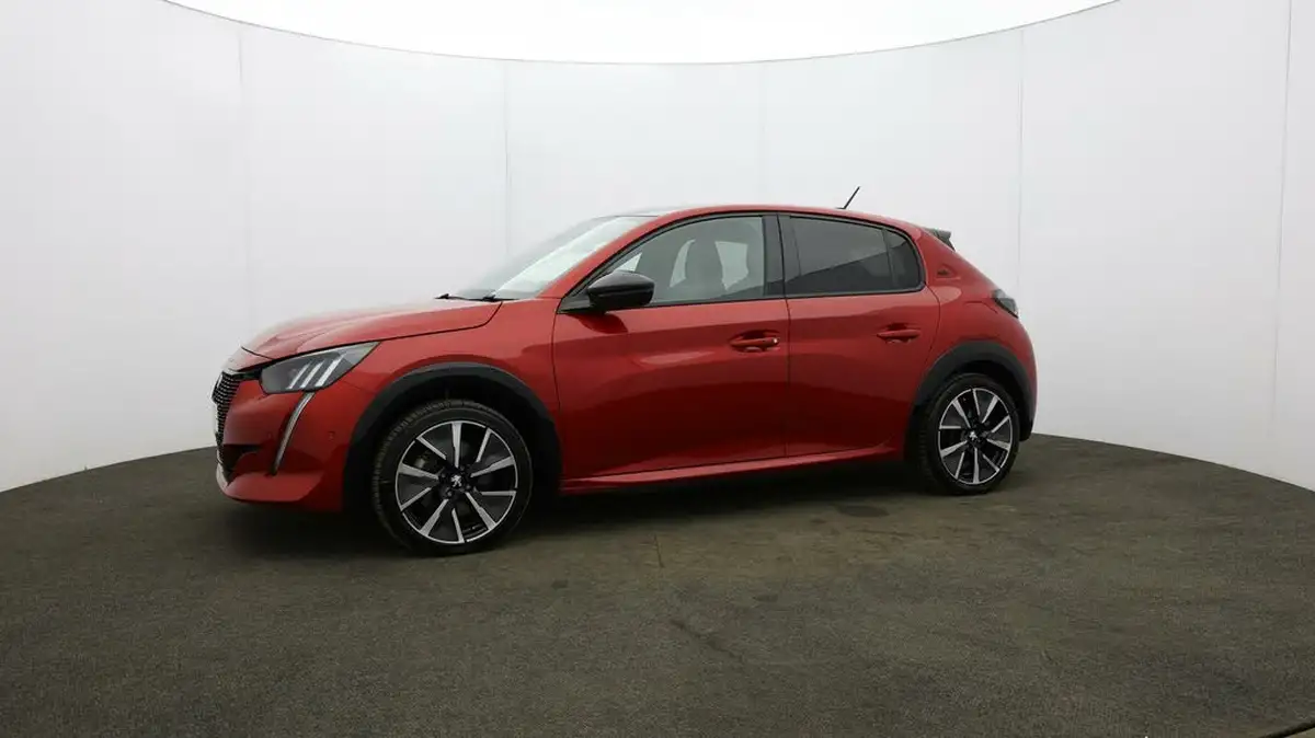 2021-peugeot-208-e-gt-premium-big-27