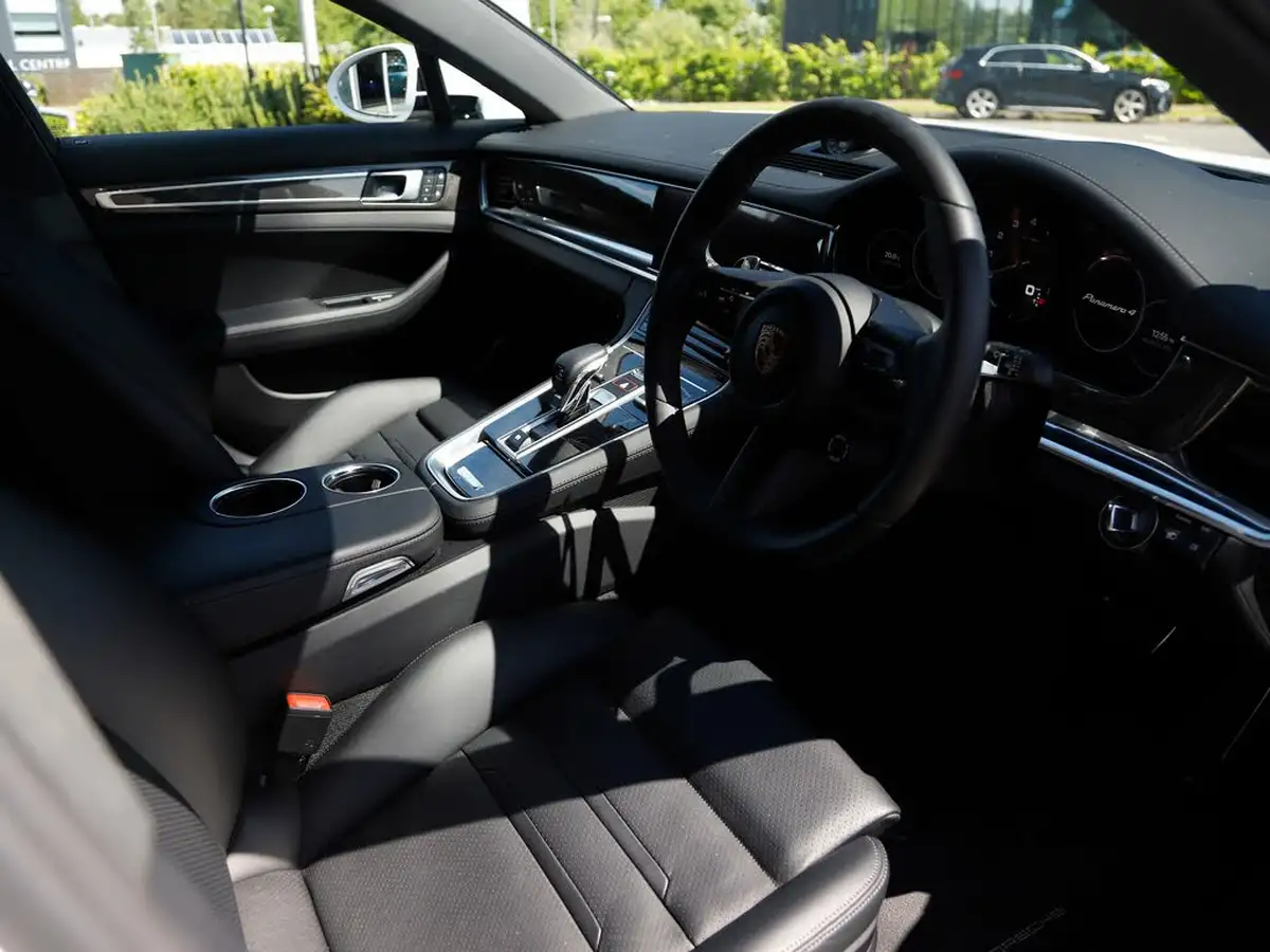 2023-porsche-panamera-30-4-e-hybrid-platinum-edition-hatchback-big-10