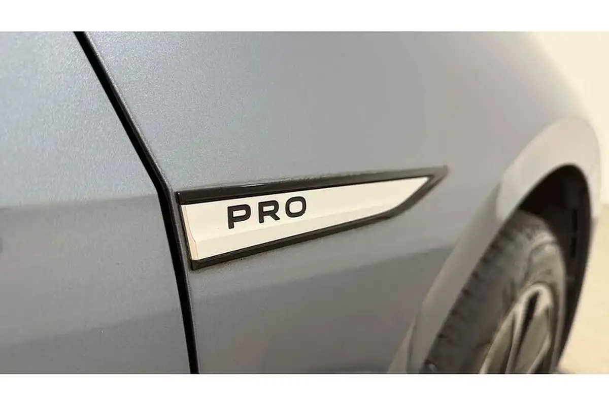 2022-volkswagen-id3-e-family-145ps-big-16