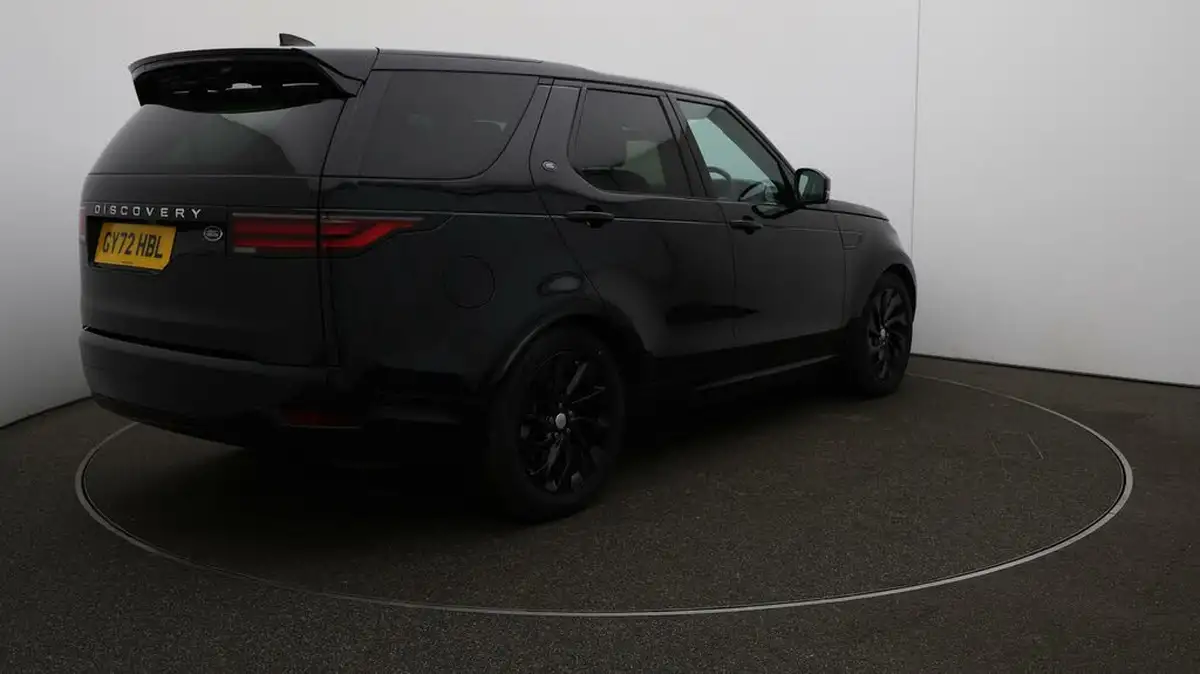 2022-land-rover-discovery-30-d250-s-big-7