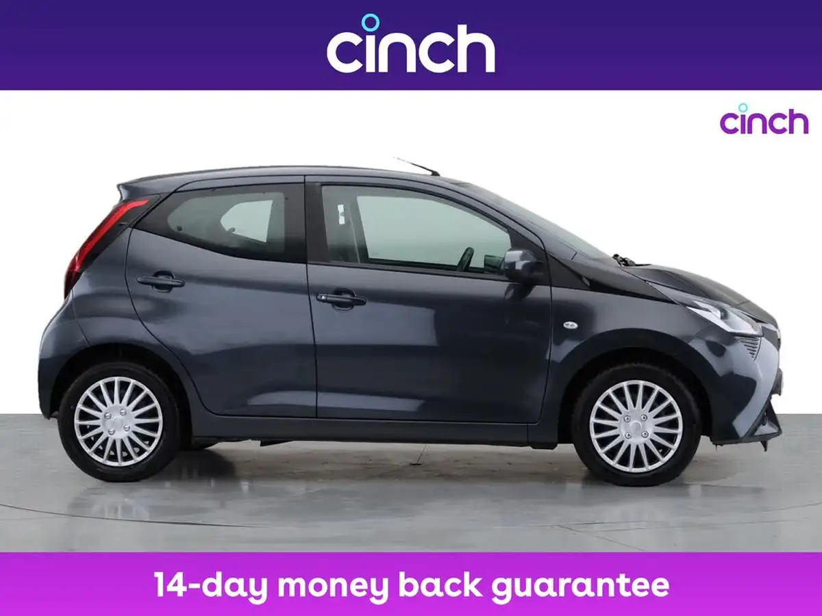 2019-toyota-aygo-10-vvt-i-x-play-big-7