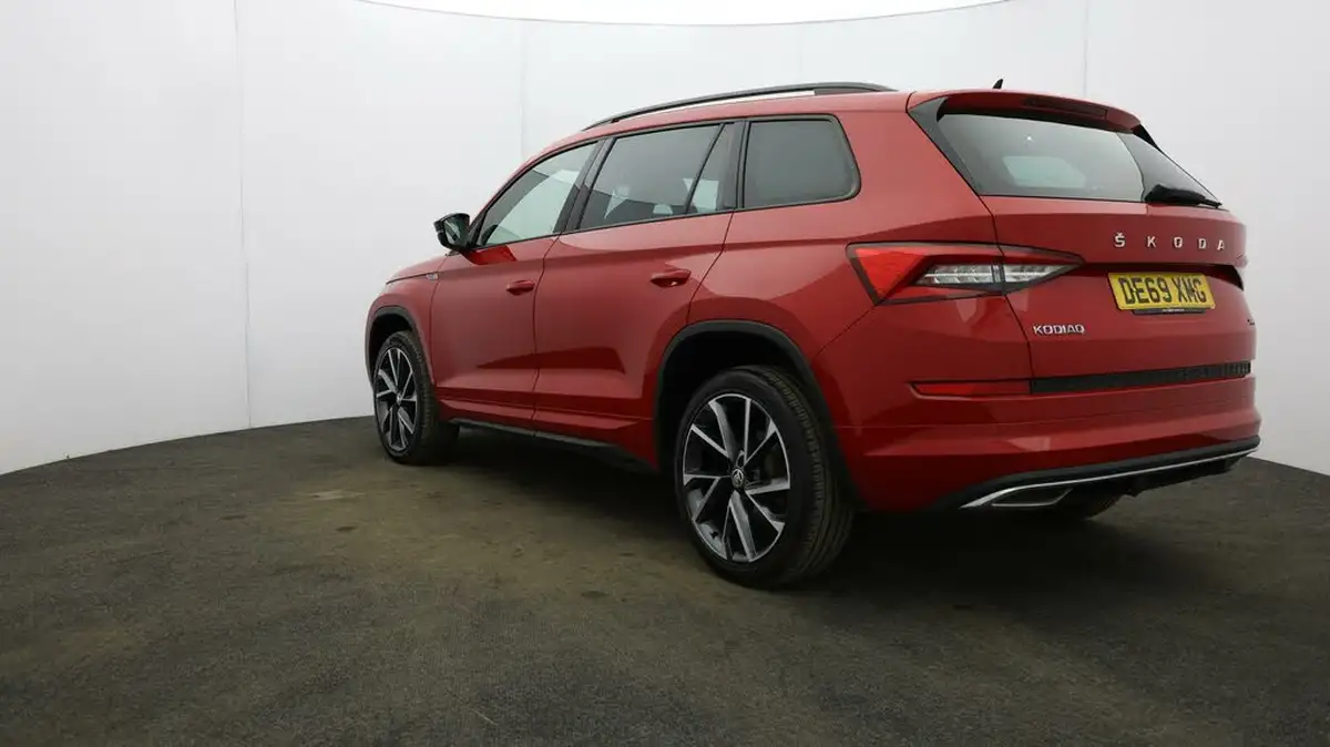 2019-skoda-kodiaq-20tdi-sportline-190ps-seats-scr-dsg-big-25