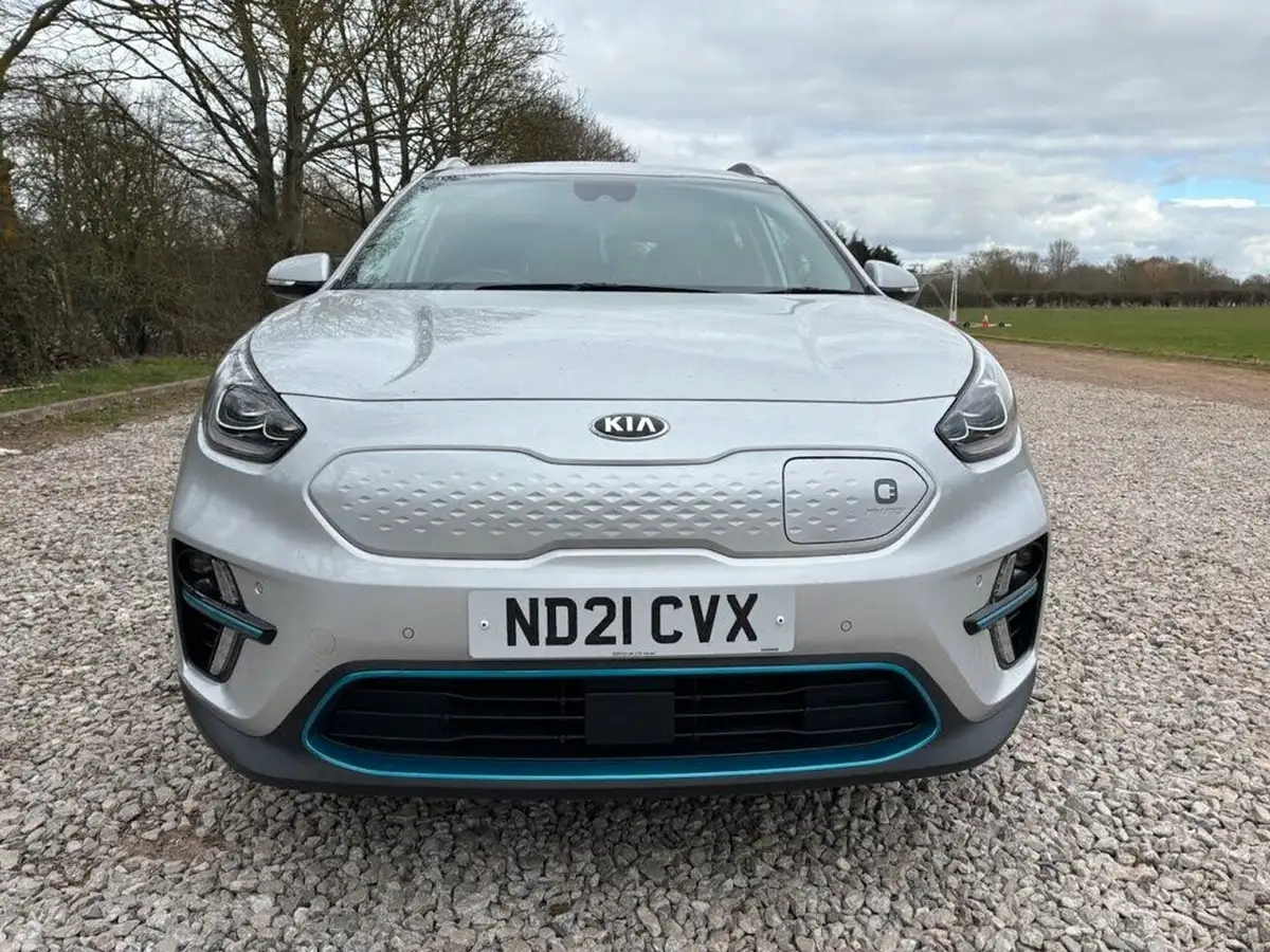 2021-kia-e-niro-ev-4-big-5