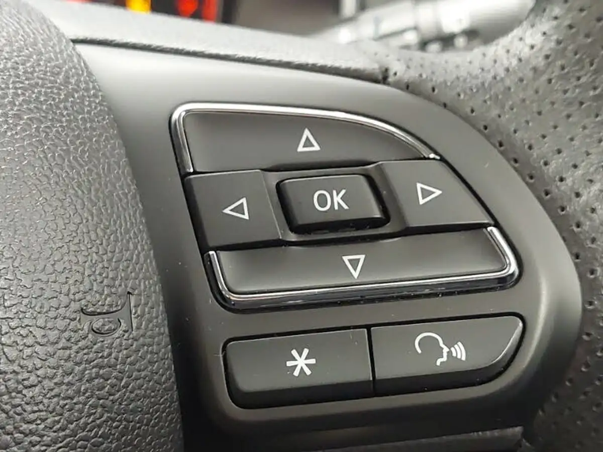 2019-mg-zs-suv-10t-gdi-exclusive-109bhp-big-18