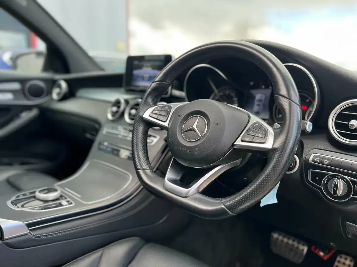 2018-mercedes-benz-glc-class-21d-glc250d-amg-line-premiumss-coupe-4d-big-28