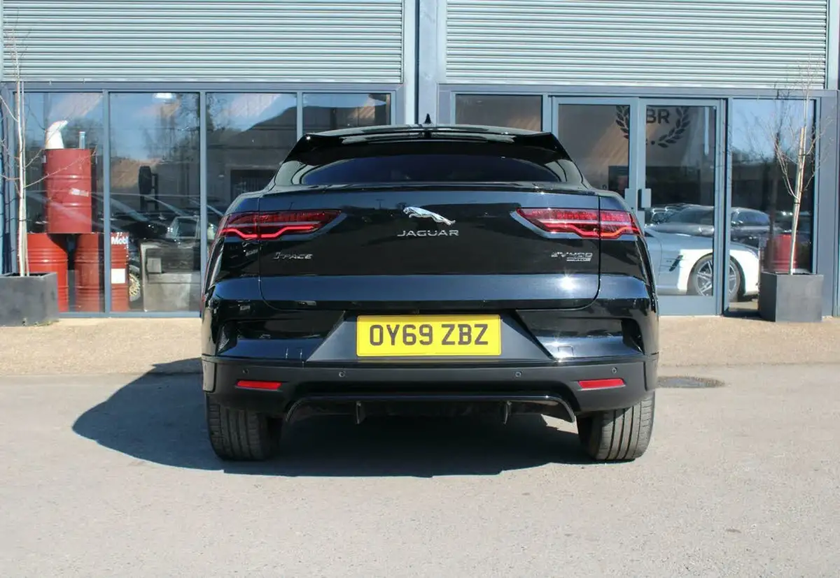 2019-jaguar-i-pace-ev400-hse-big-6