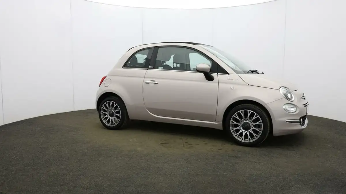 2022-fiat-500c-10-dolcevita-plus-big-40