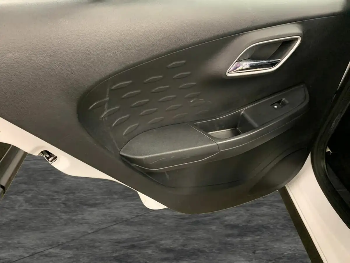2023-mg-mg3-15-vti-tech-exclusive-nav-big-25