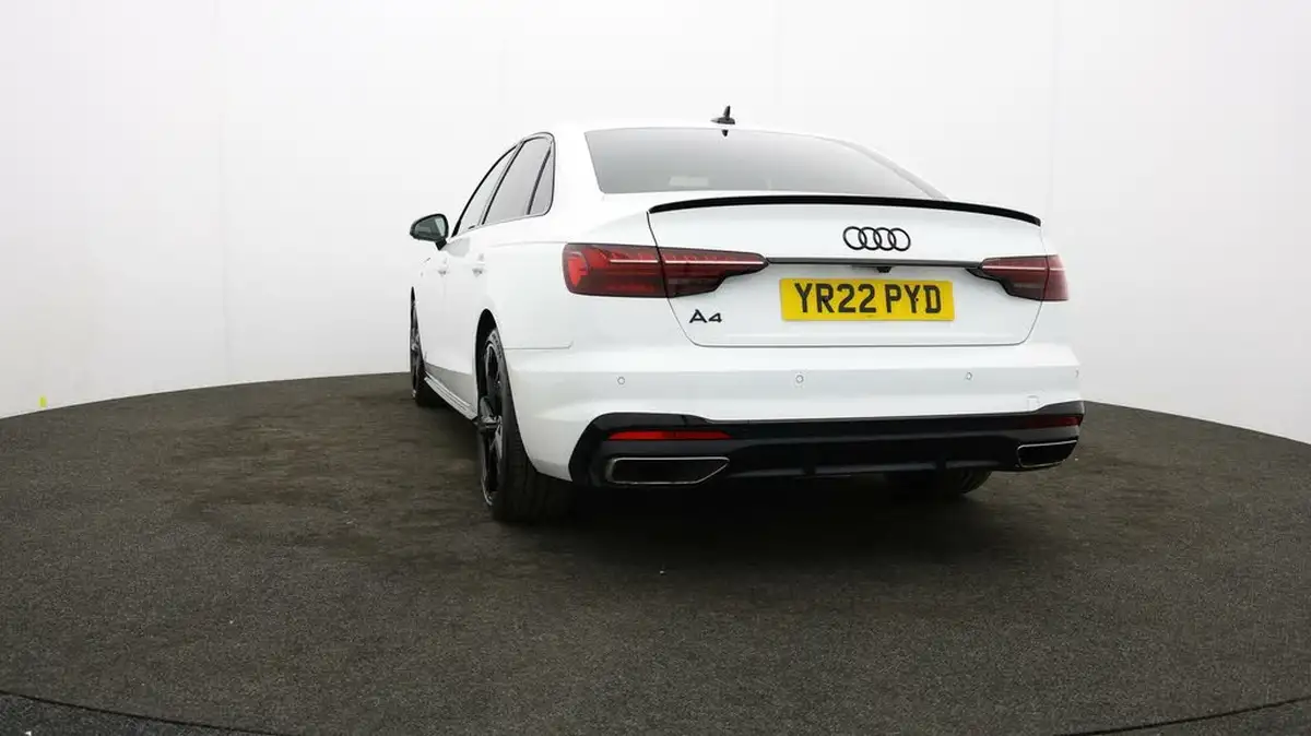 2022-audi-a4-20-40-tfsi-black-edition-big-24