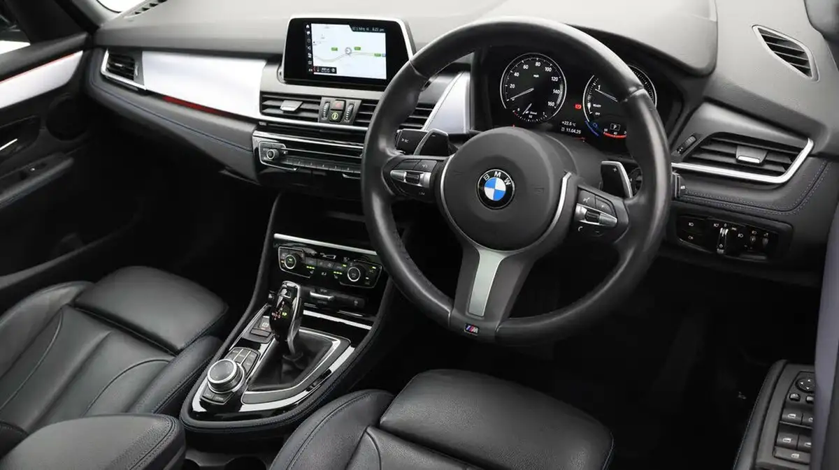 2019-bmw-2-series-20td-220d-xdrive-m-sport-active-tourer-5d-big-8