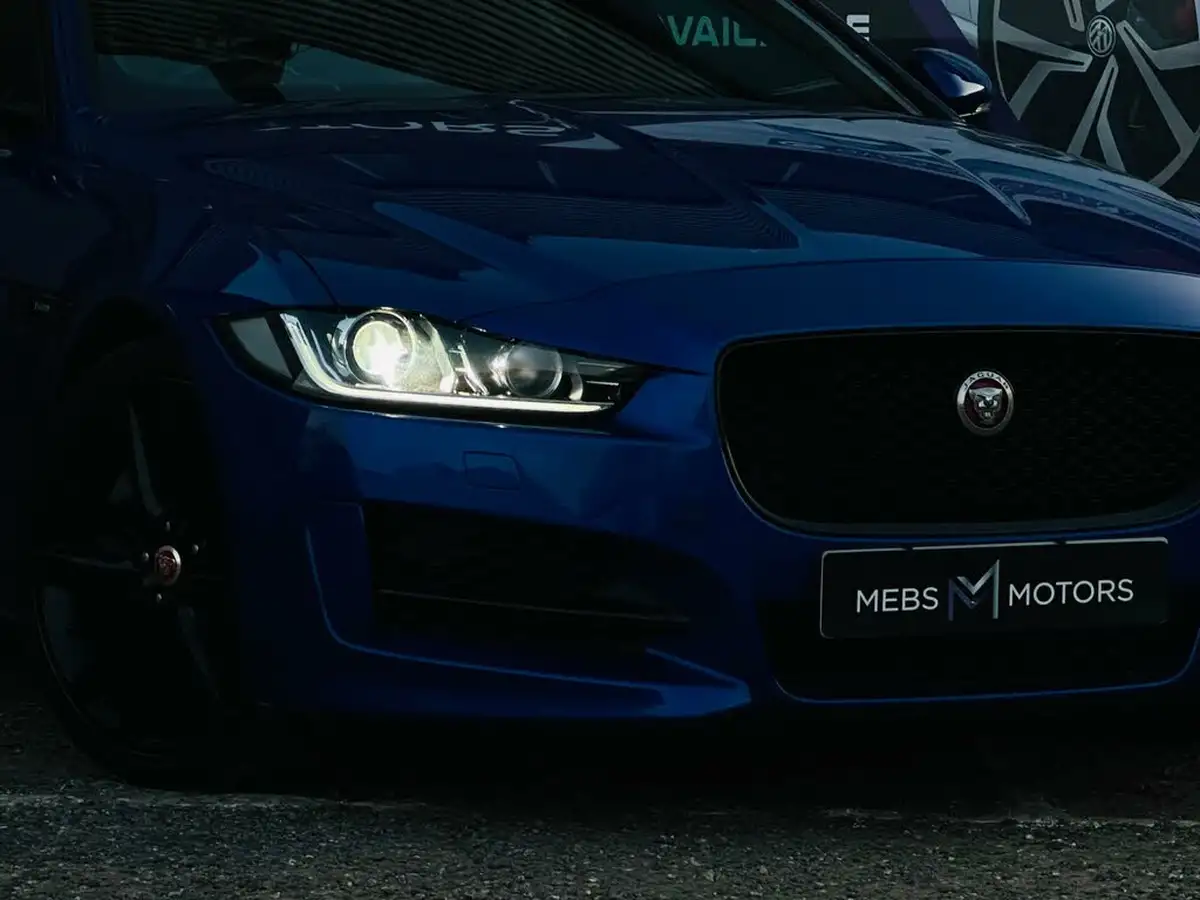 2018-jaguar-xe-20i-r-sport-249ps-1998cc-big-4