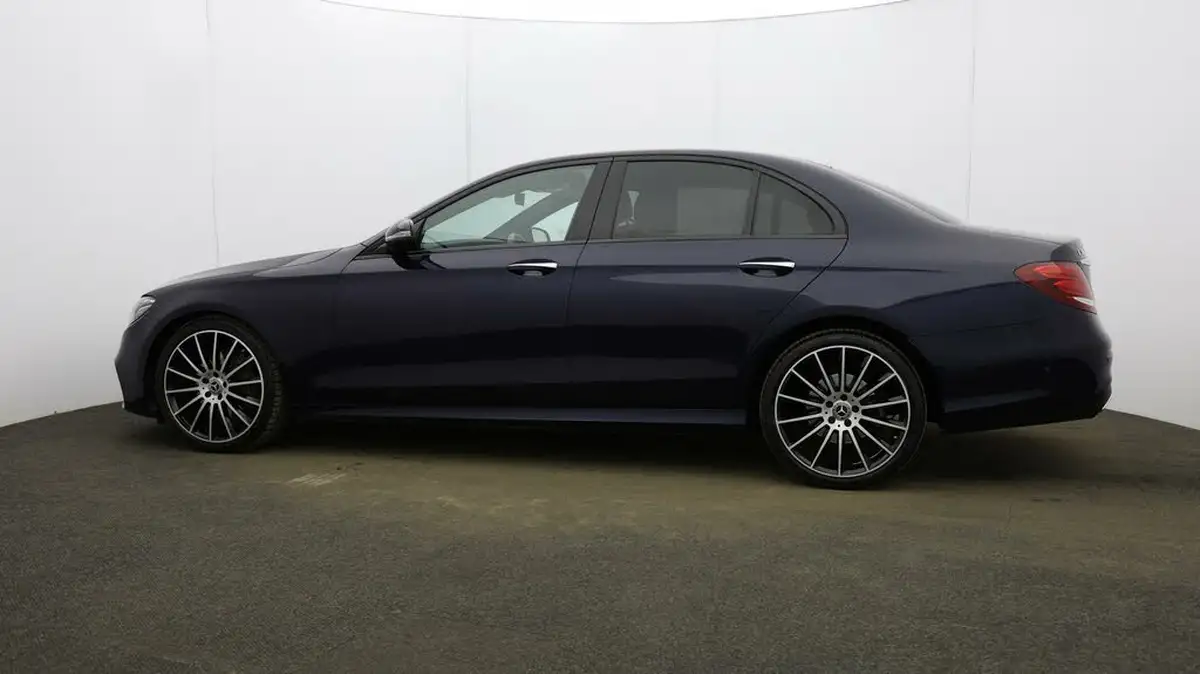 2020-mercedes-benz-e-class-20d-e300d-amg-line-edition-premium-plus-saloon-4d-big-63