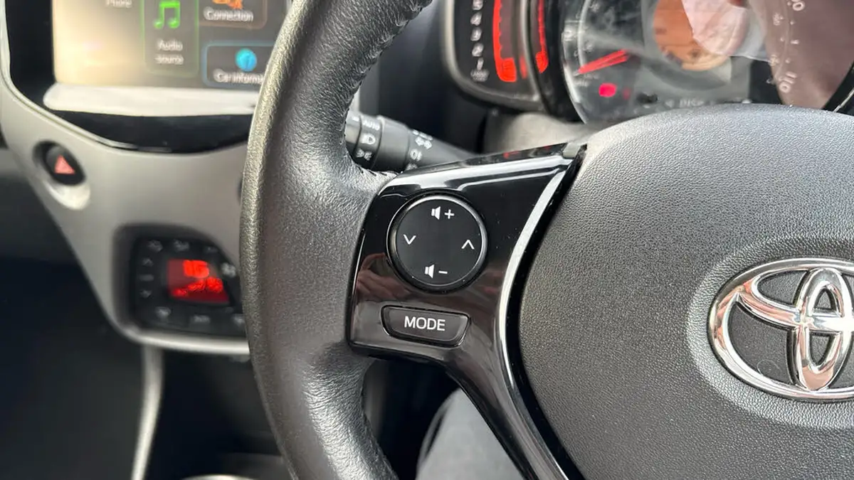 2018-toyota-aygo-10-vvt-i-x-plore-big-22