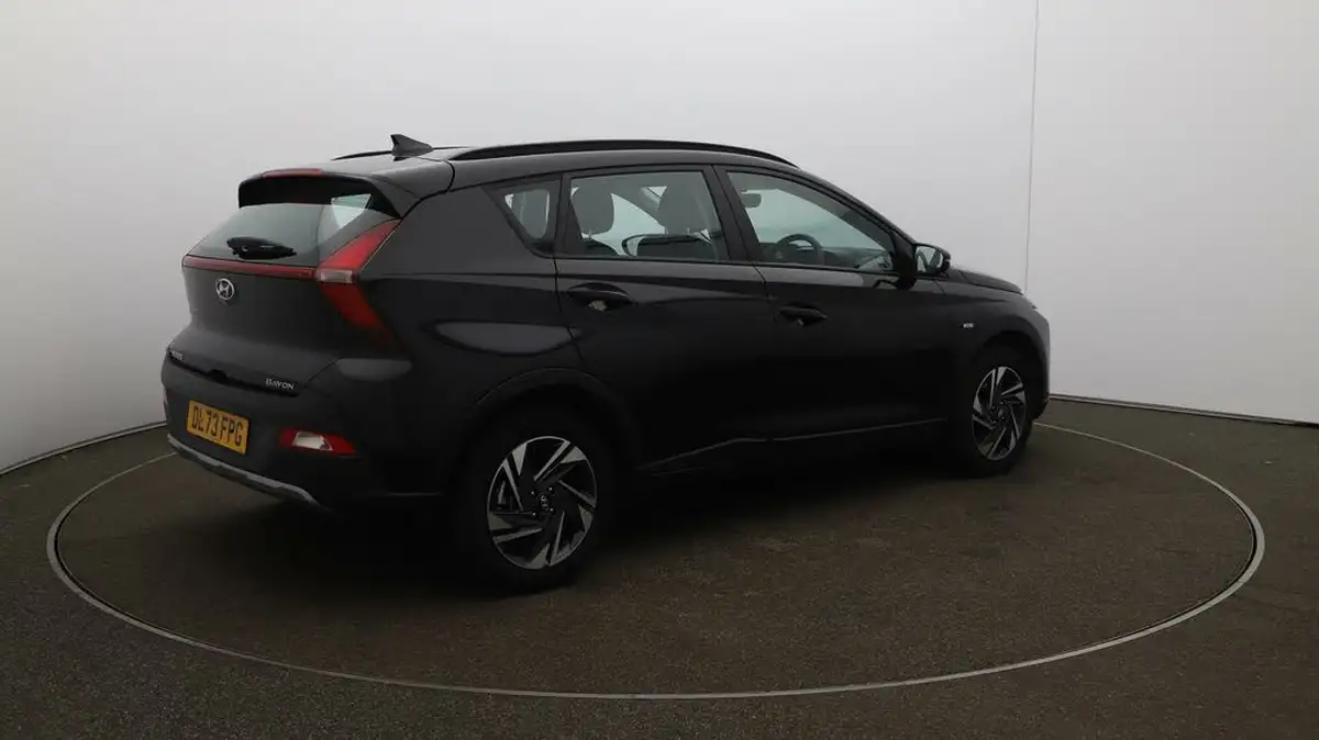 2023-hyundai-bayon-10-t-gdi-se-connect-dct-big-44