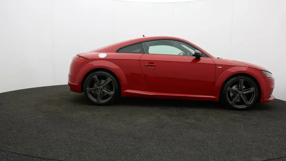 2017-audi-tt-coupe-20-tfsi-black-edition-s-tronic-big-32