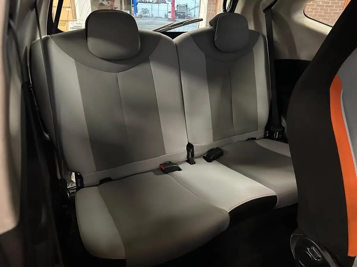 2014-toyota-aygo-10-vvt-i-x-cite-3d-big-15