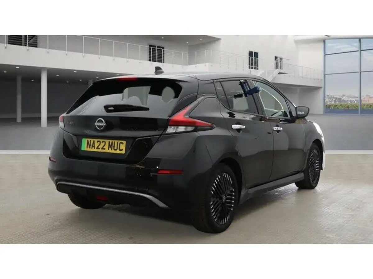 2022-nissan-leaf-e-n-connecta-39kwh-big-7