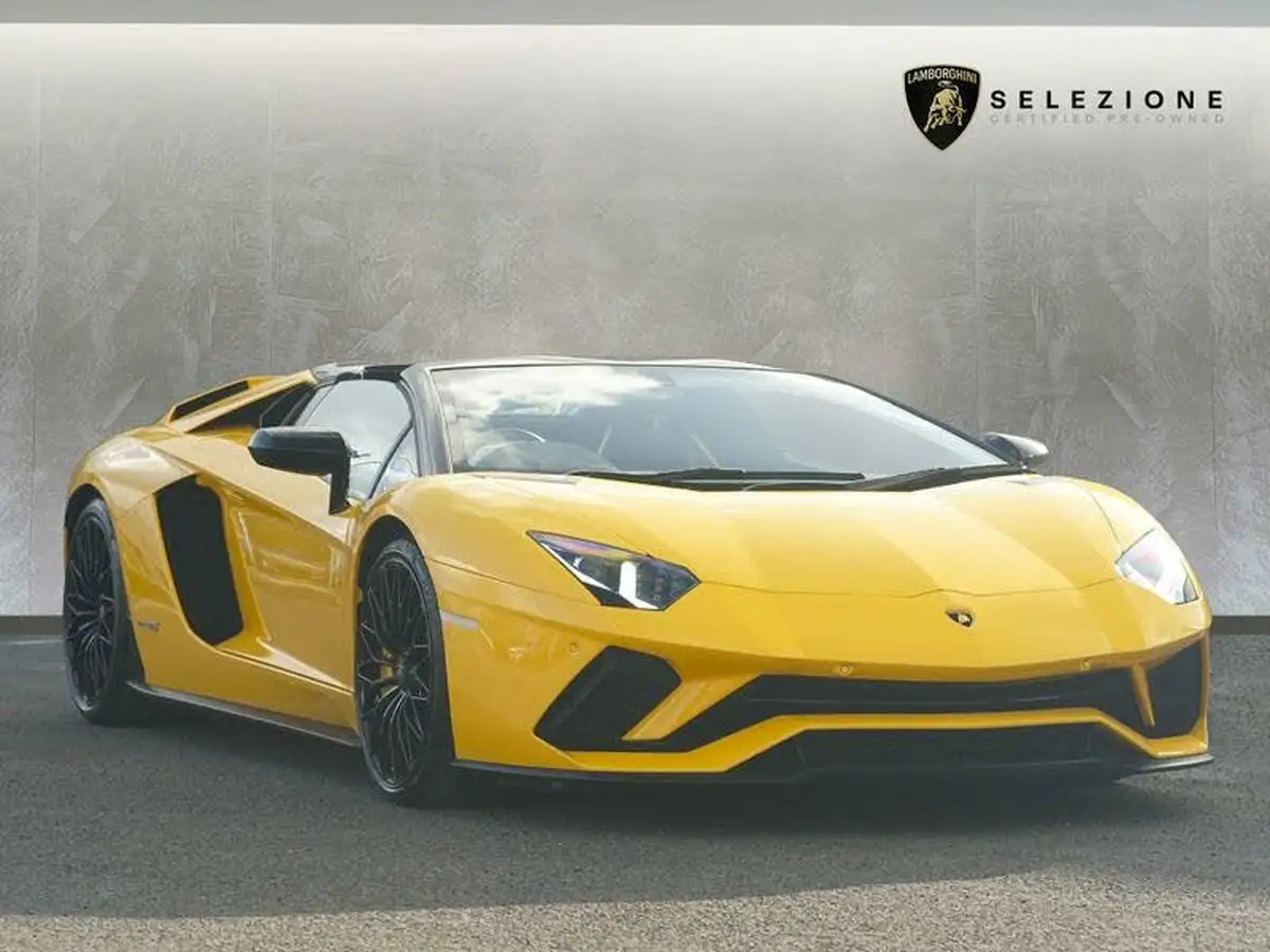 2018-lamborghini-aventador-65-s-roadster-big-0