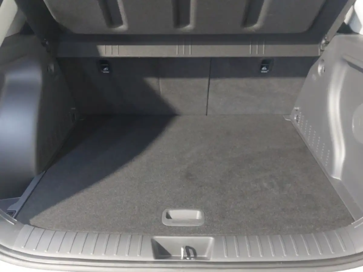 2024-hyundai-tucson-16-t-gdi-premium-230ps-hybrid-auto-big-7