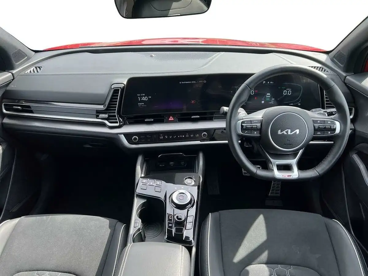 2024-kia-sportage-16-t-gdi-gt-line-226bhp-hev-auto-big-9