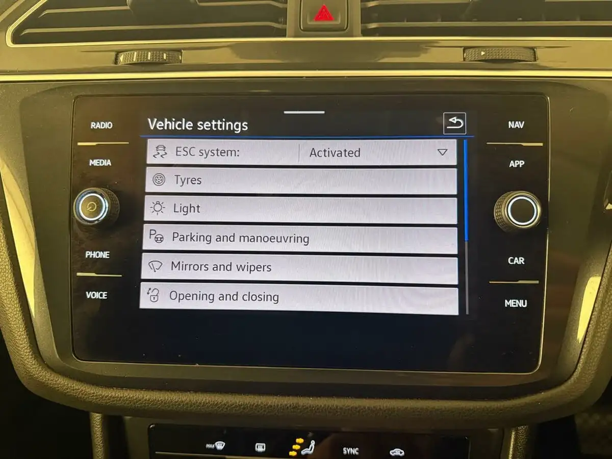 2021-volkswagen-tiguan-15-tsi-life-150ps-dsg-big-70