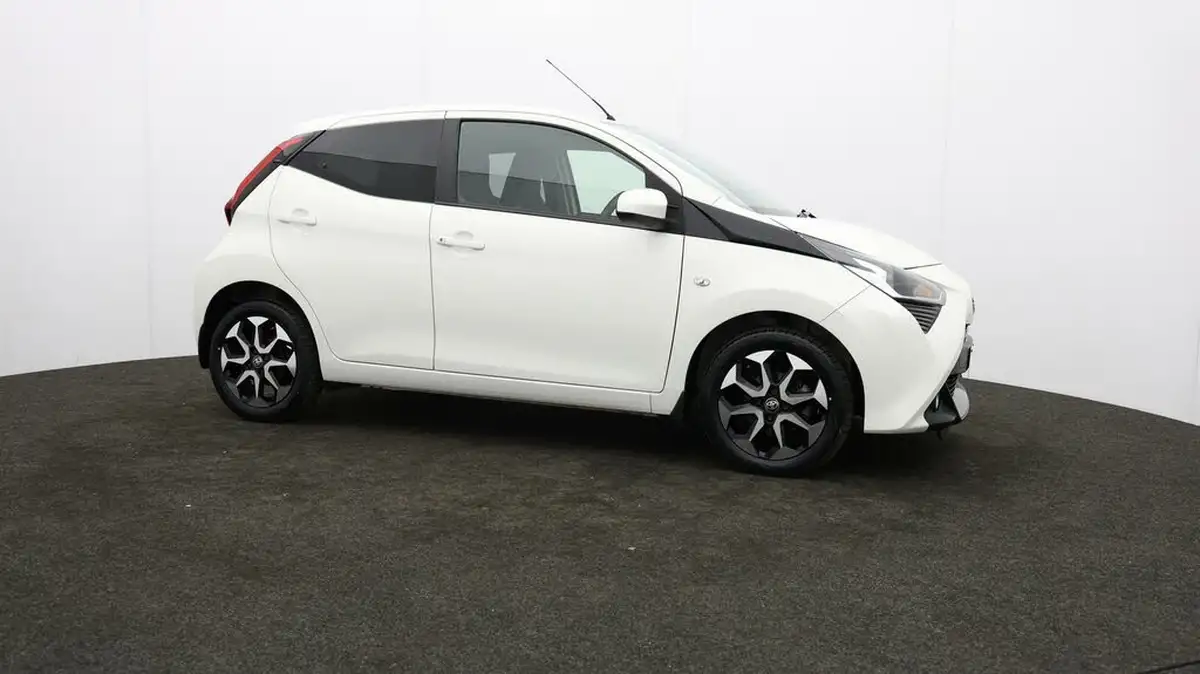 2018-toyota-aygo-10-vvt-i-x-plore-big-35