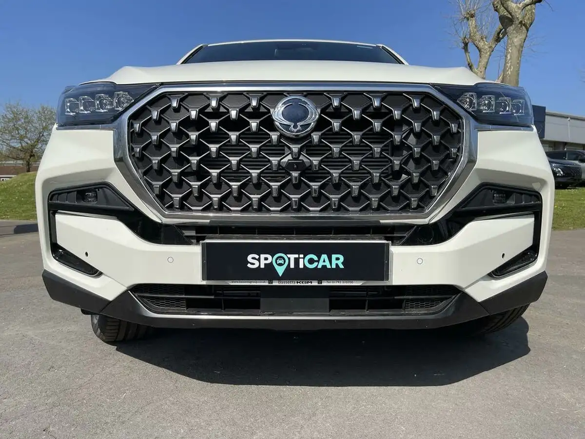 2025-kgm-ssangyong-rexton-22td-k40-big-1