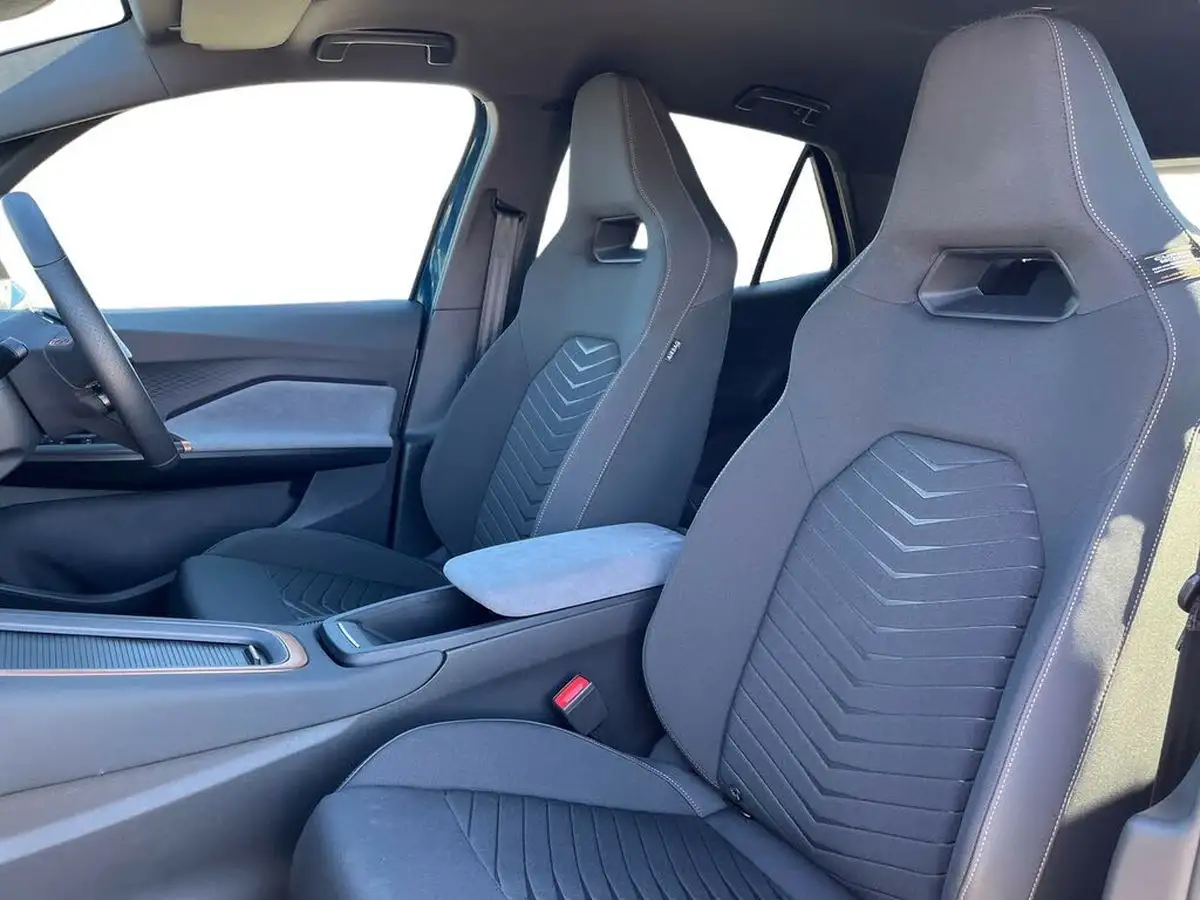 2024-cupra-born-e-v2-230ps-58kwh-e-boost-big-7