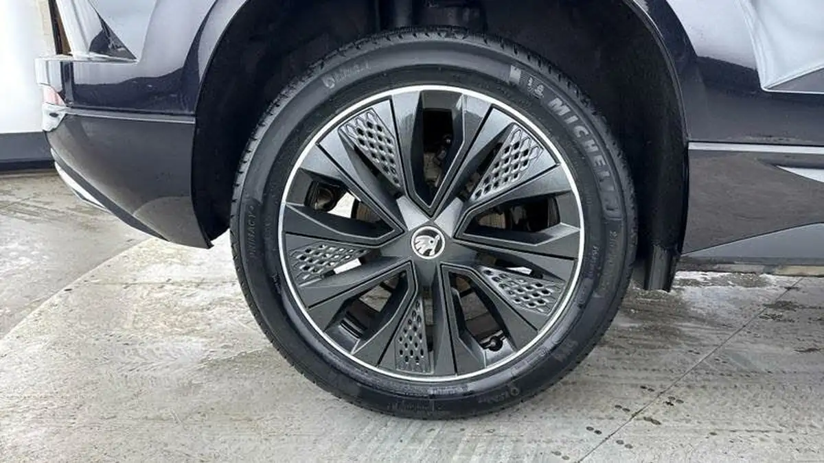 2022-skoda-karoq-15-tsi-sportline-big-28