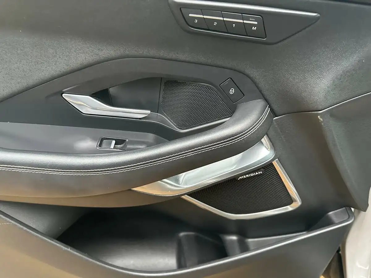 2019-jaguar-e-pace-20-i4d-r-dynamic-hse-180ps-big-13