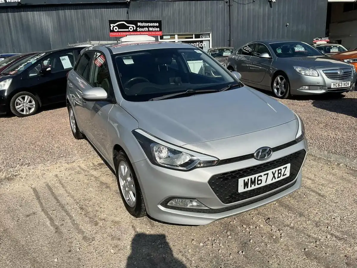 2018-hyundai-i20-12-se-hatchback-5d-big-44