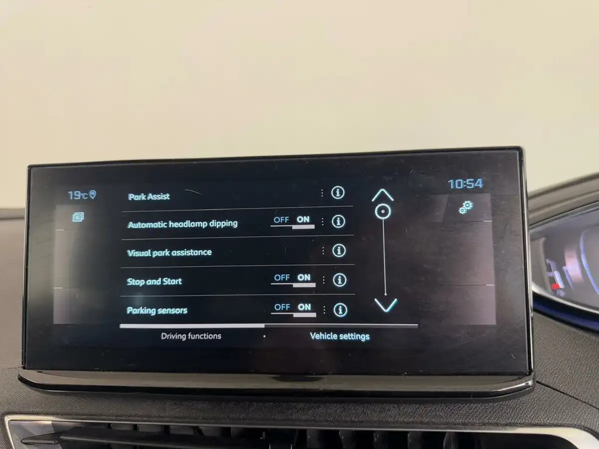 2021-peugeot-5008-suv-12-puretech-gt-premium-big-42