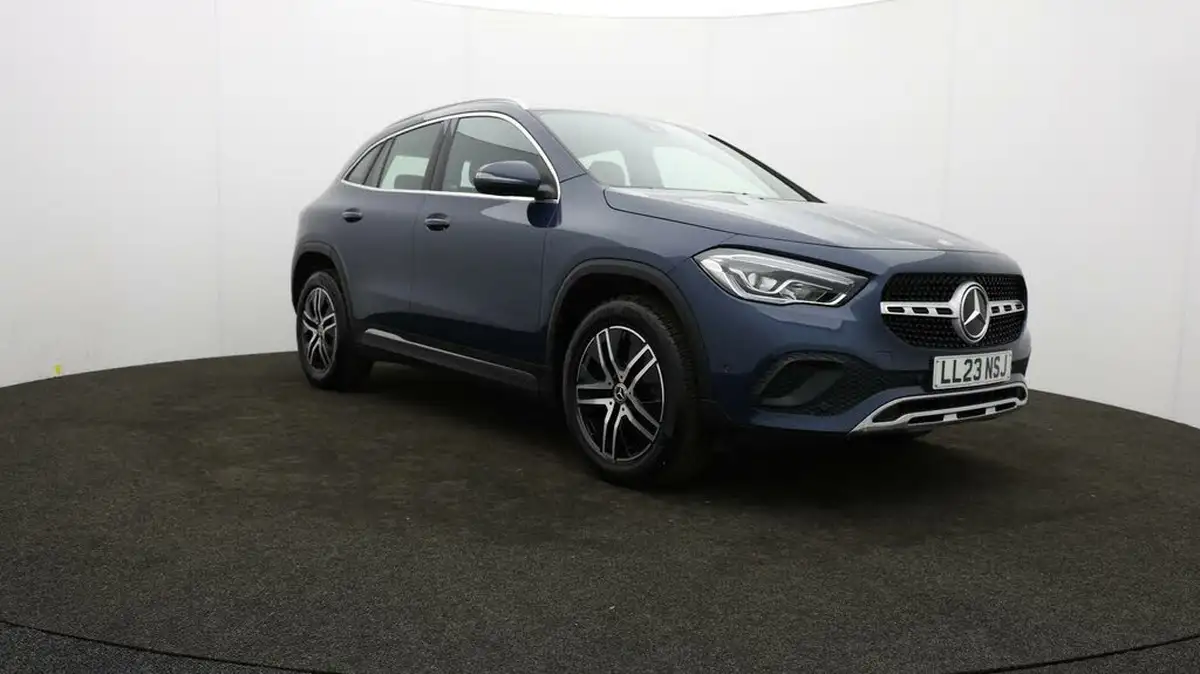 2023-mercedes-benz-gla-class-13-gla-200-sport-executive-station-wagon-big-0