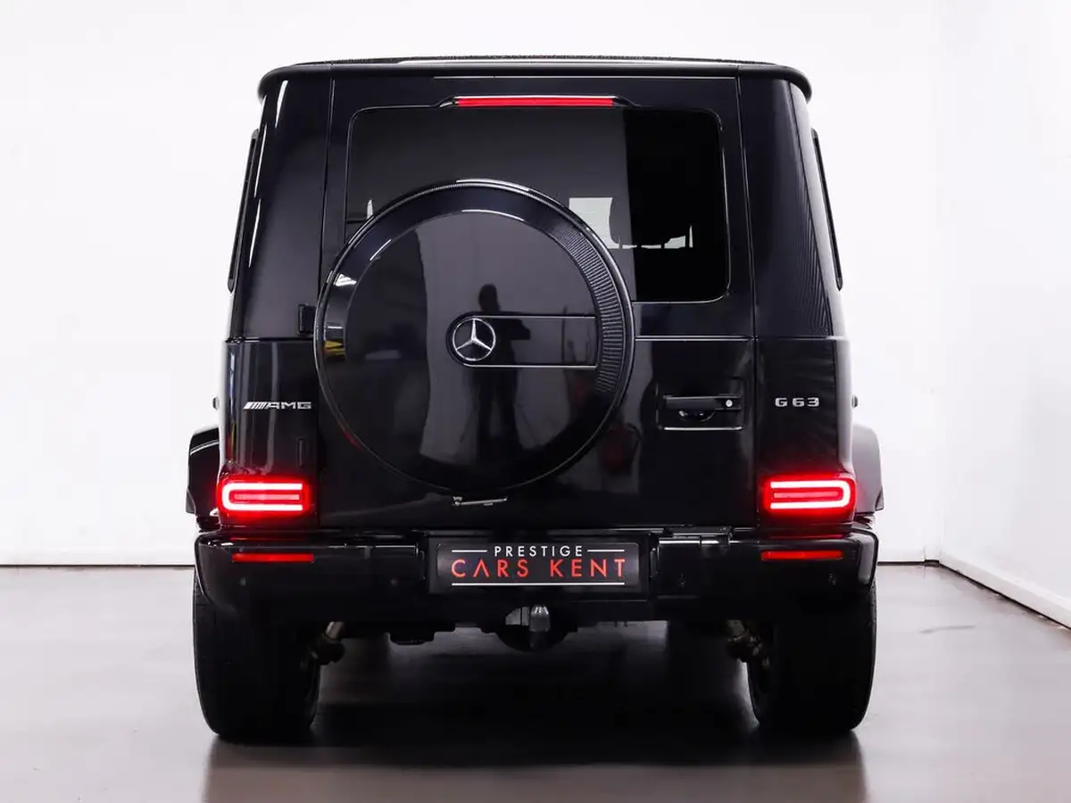 2021-mercedes-benz-g-class-40-g63-amg-big-12