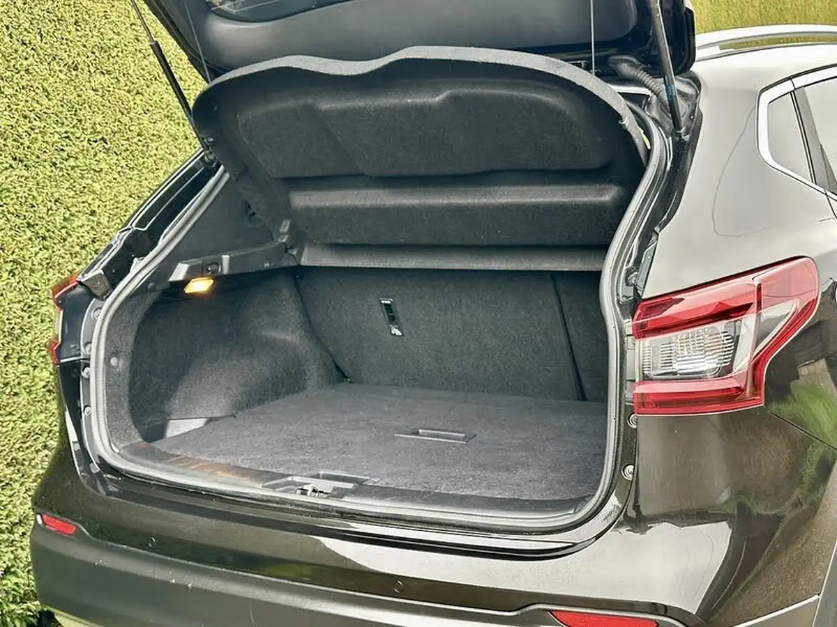 2020-nissan-qashqai-13-dig-t-n-motion-140ps-big-23