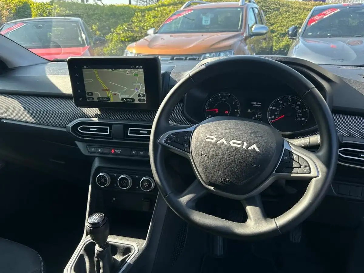2023-dacia-jogger-10-tce-extreme-se-big-17