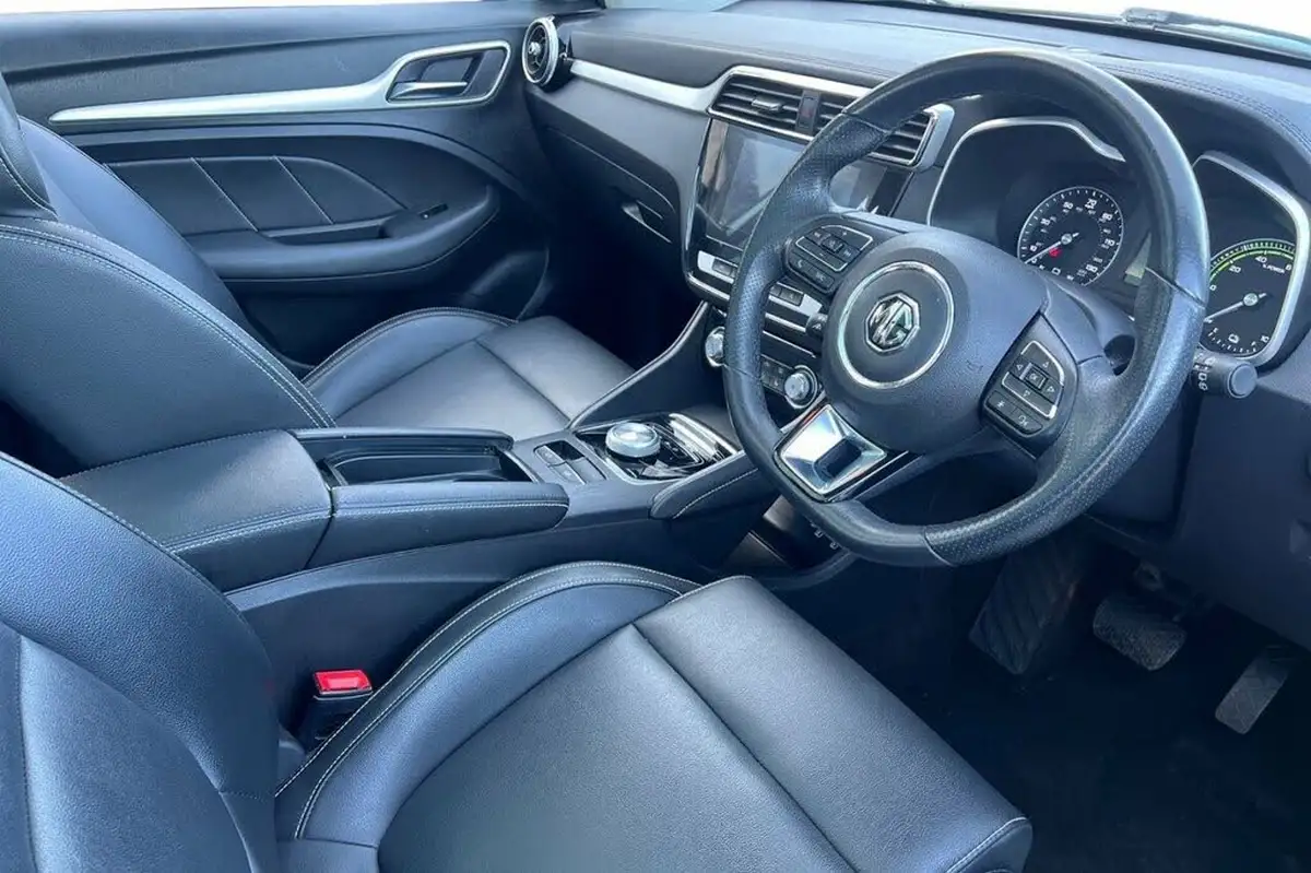 2021-mg-zs-suv-e-exclusive-ev-big-6