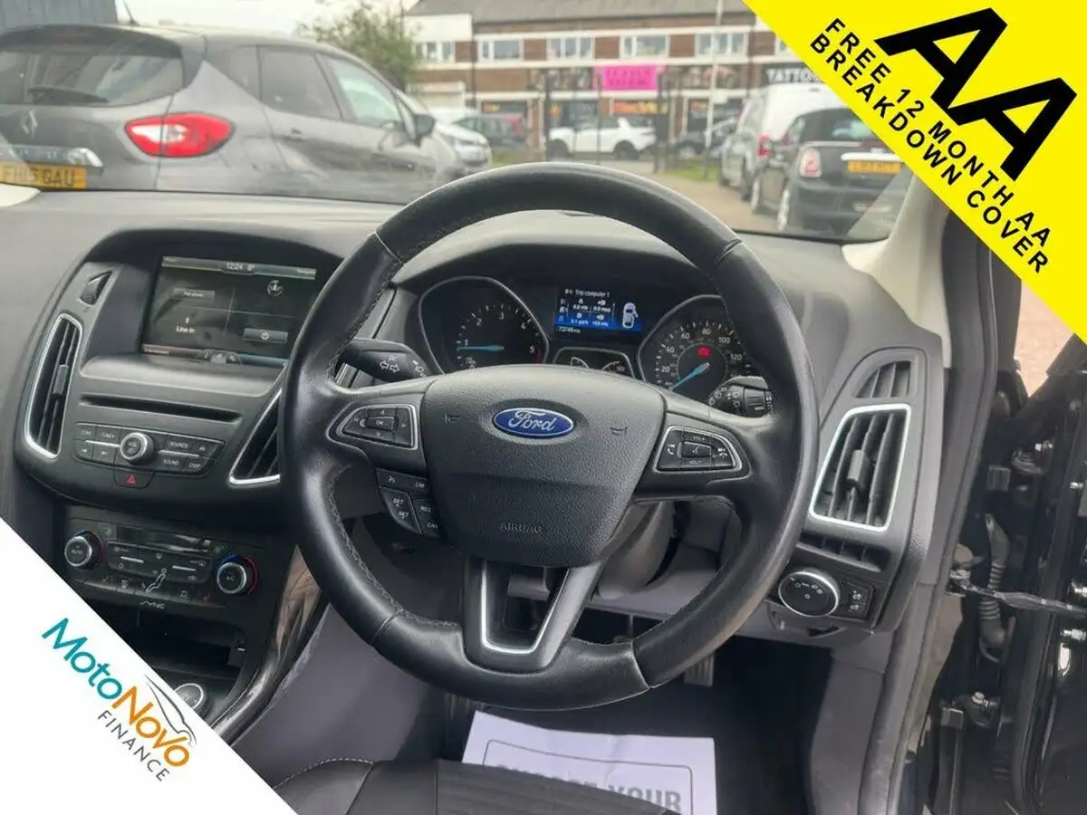 2015-ford-focus-20tdci-titanium-x-hatchback-big-16