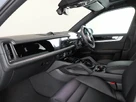 2024-porsche-cayenne-30-v6-e-hybrid-470ps-station-wagon-small-2