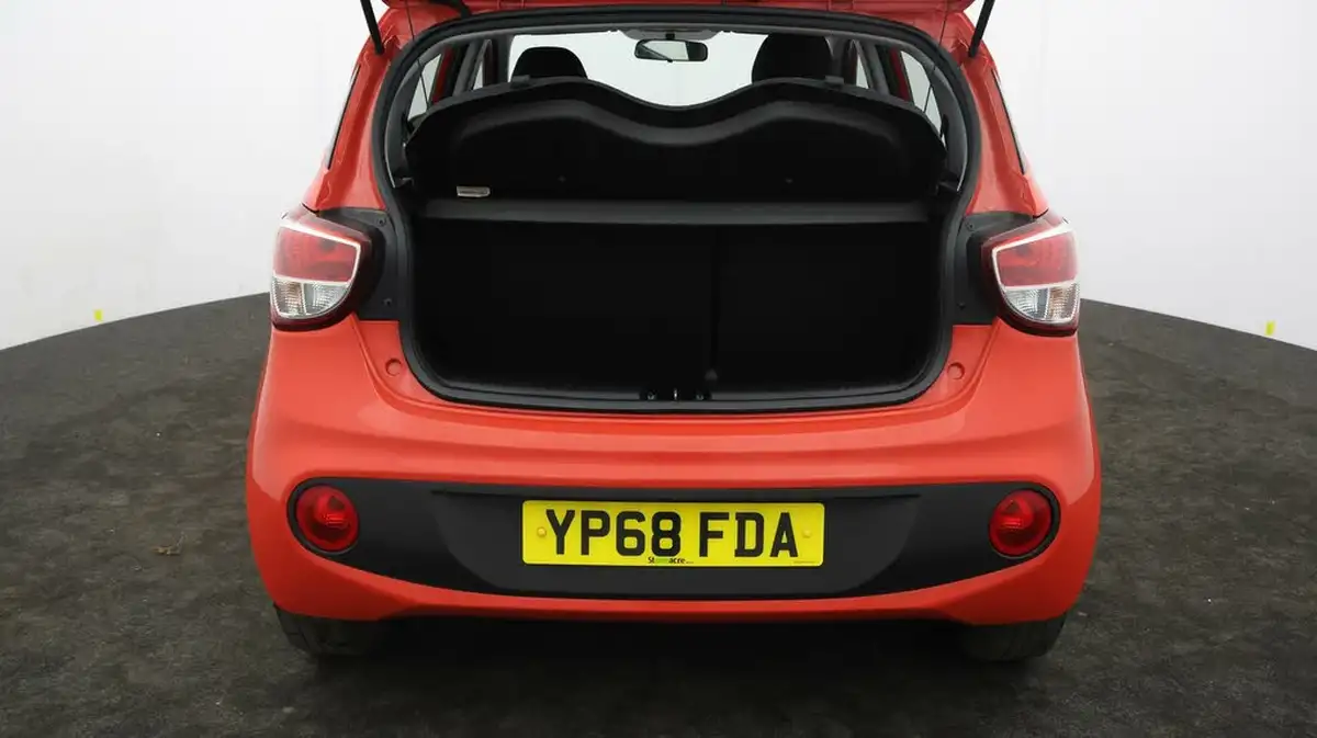 2018-hyundai-i10-10-se-67ps-big-16