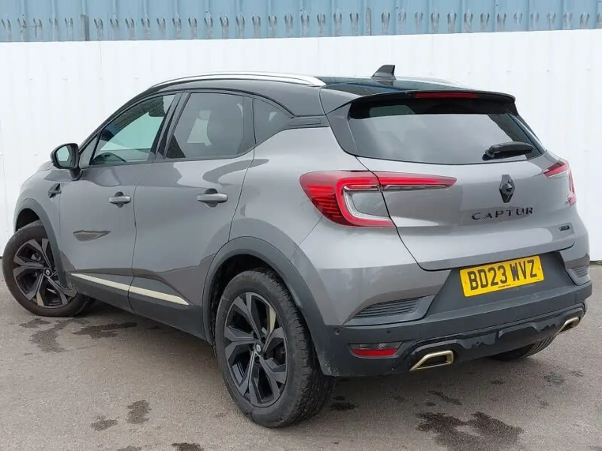 2023-renault-captur-16-e-tech-engineered-bose-edition-big-1