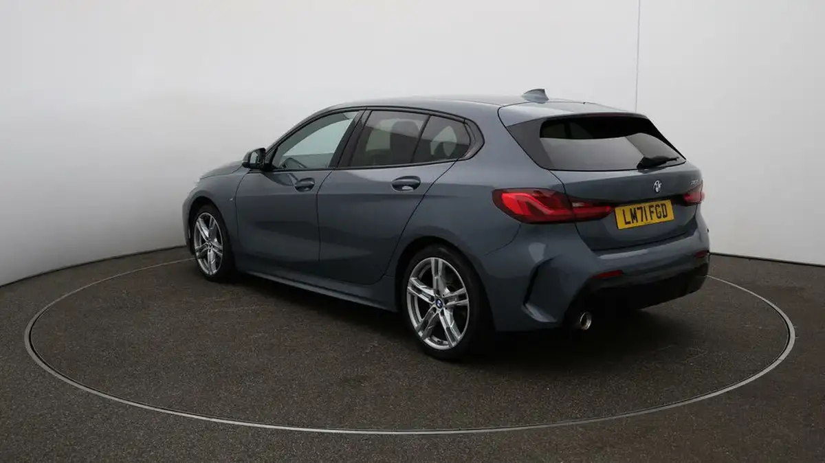 2021-bmw-1-series-15-118i-m-sport-lcp-dct-big-55
