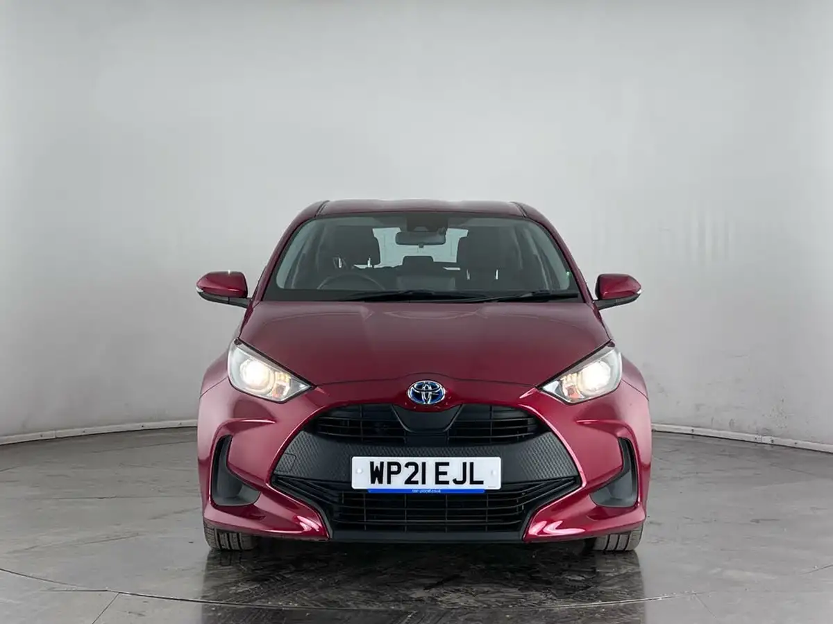 2021-toyota-yaris-15-vvt-i-icon-114bhp-hybrid-1490cc-e-cvt-big-1