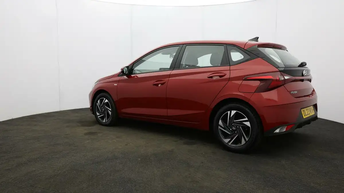 2023-hyundai-i20-10-t-gdi-se-connect-eclutch-imt-big-4
